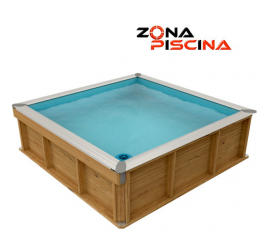 Piscina mini cuadrada elevada de madera