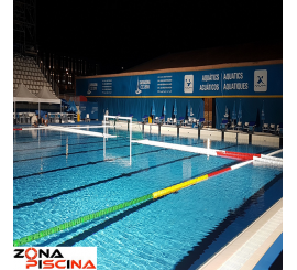 Línea longitudinal de campo femenino normativa fina waterpolo para piscinas de competicion